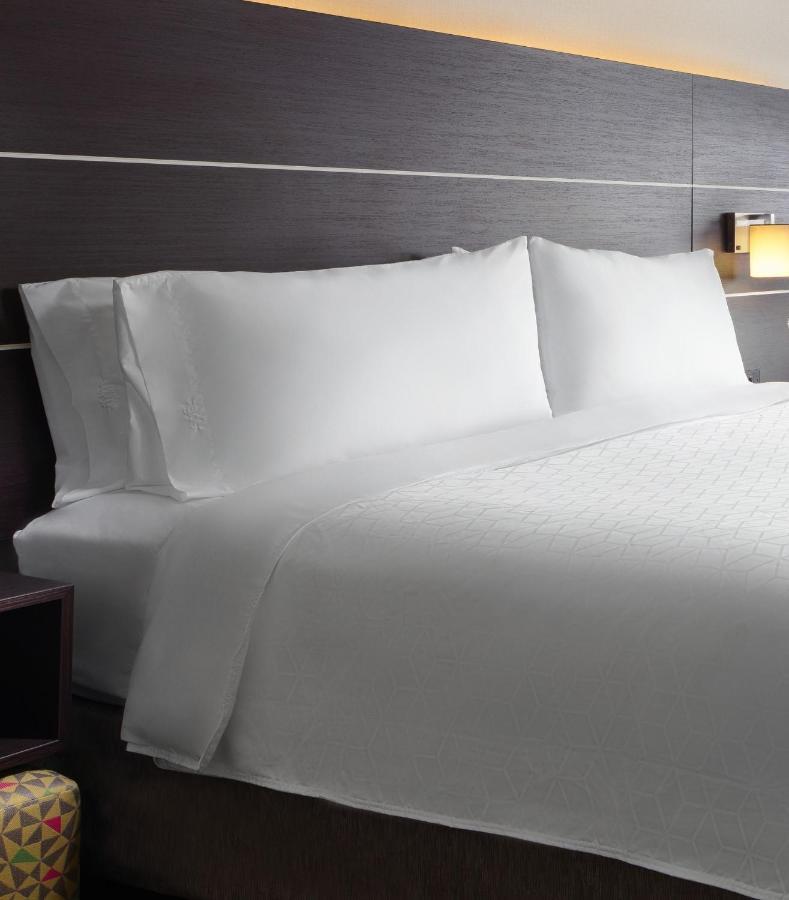 Holiday Inn Express Hotel & Suites Belmont By Ihg Exteriér fotografie