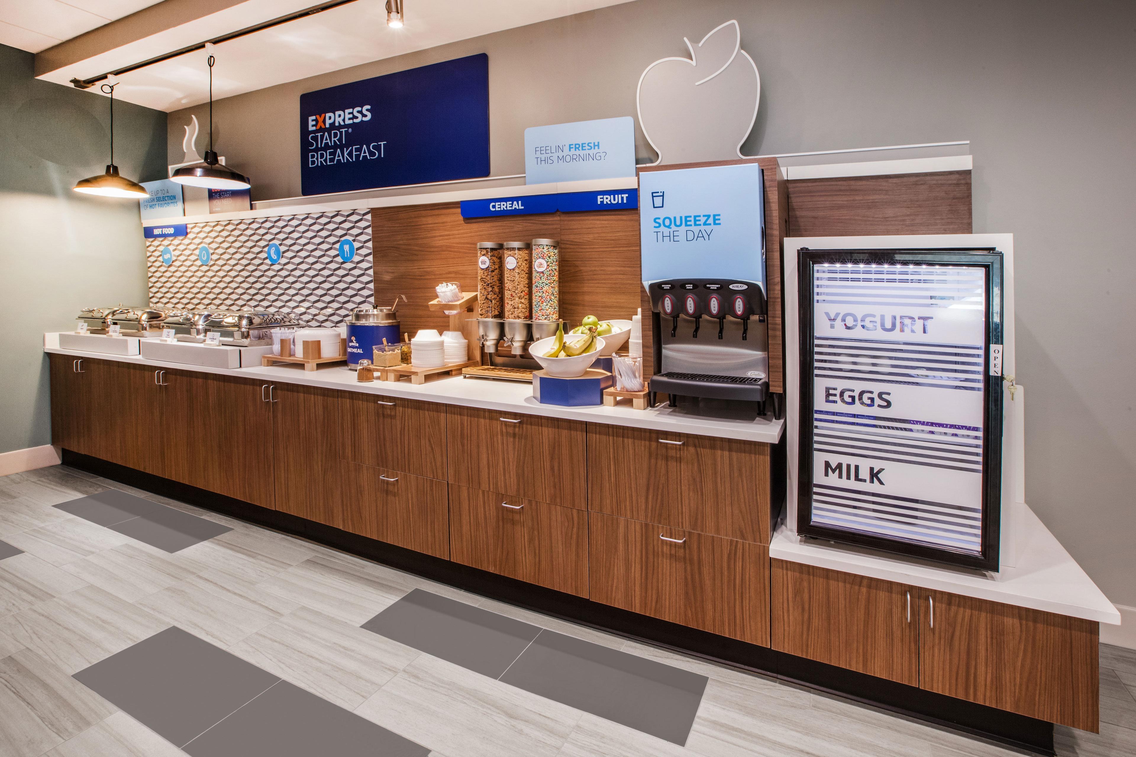 Holiday Inn Express Hotel & Suites Belmont By Ihg Exteriér fotografie
