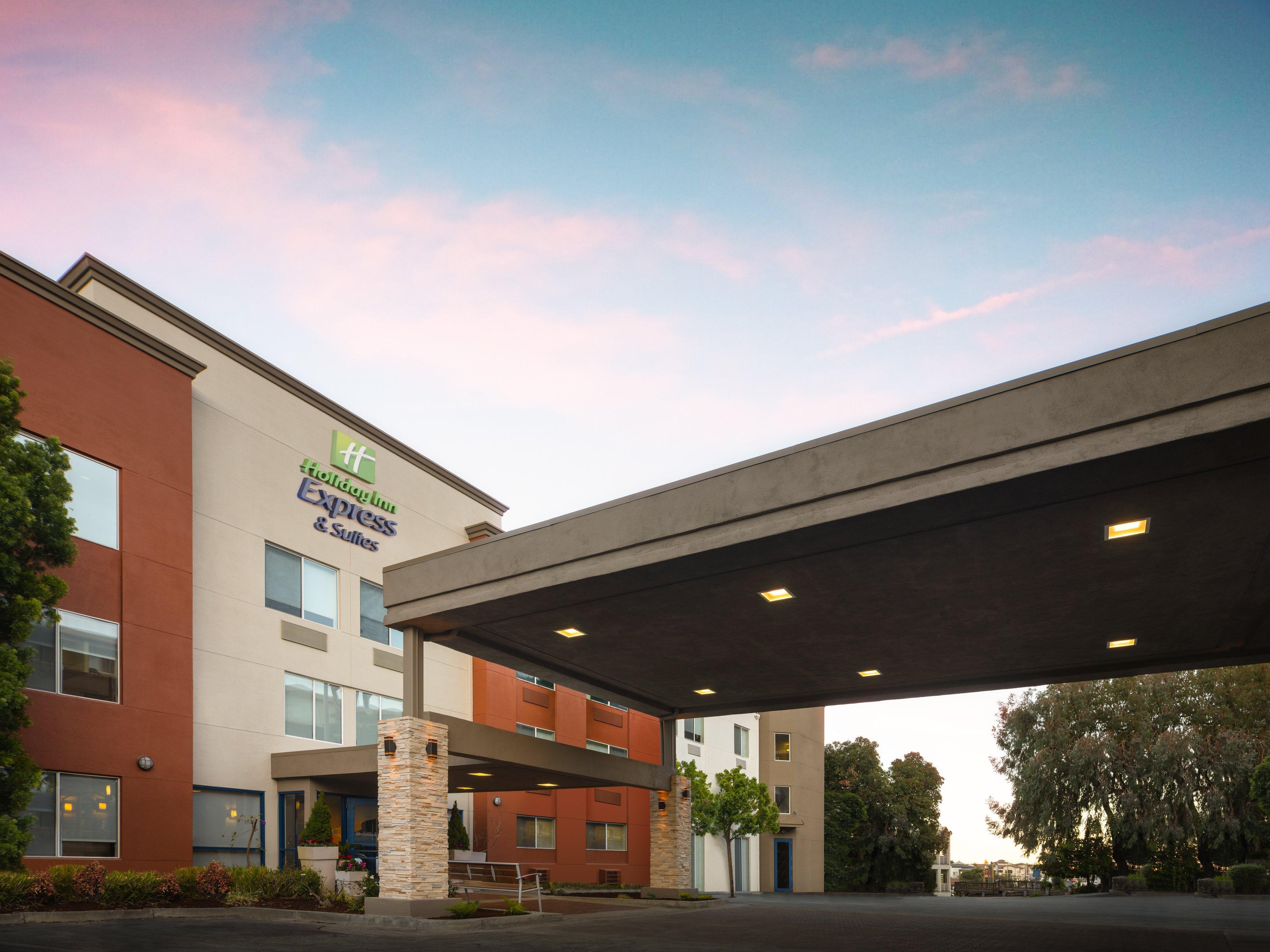 Holiday Inn Express Hotel & Suites Belmont By Ihg Exteriér fotografie