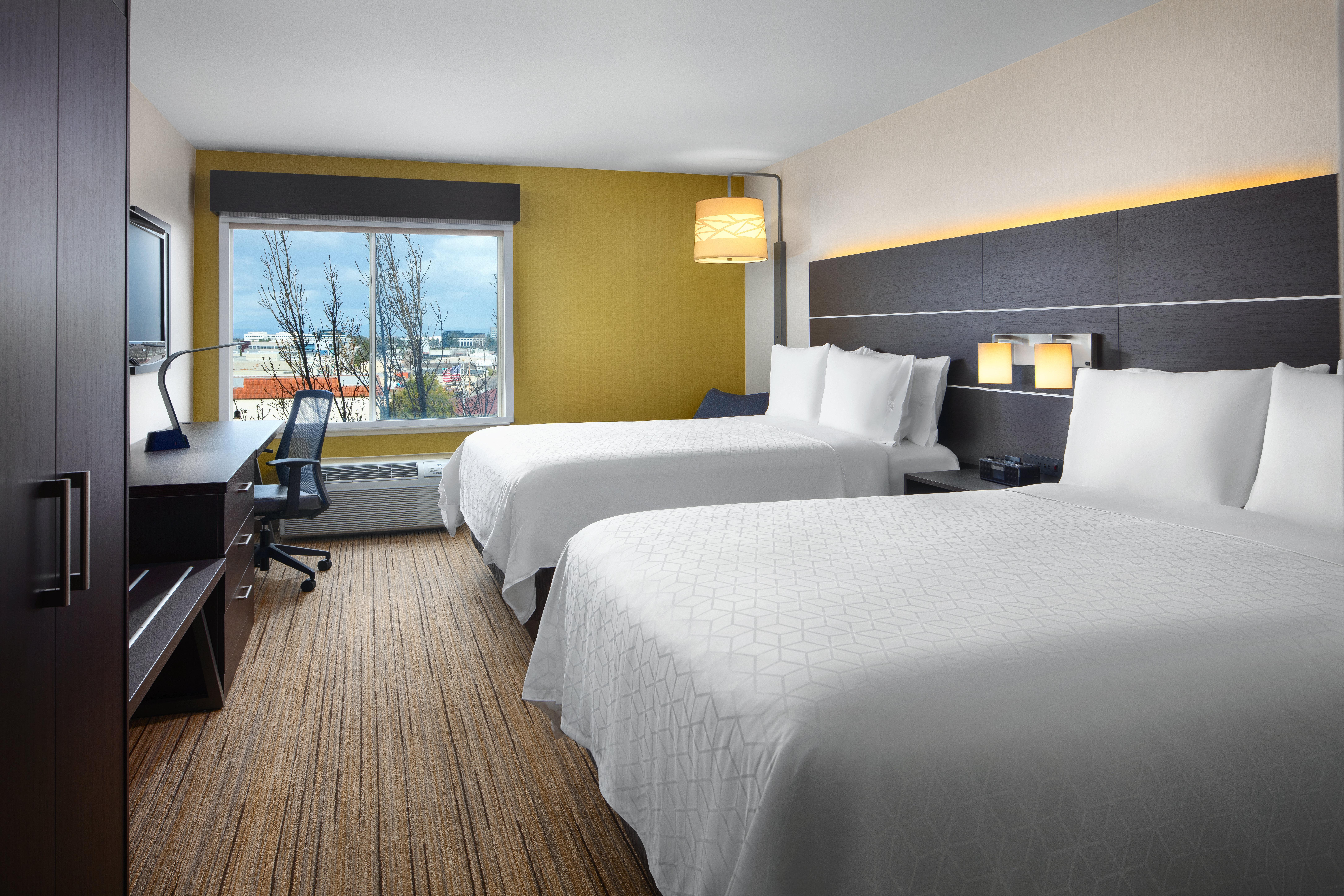Holiday Inn Express Hotel & Suites Belmont By Ihg Exteriér fotografie