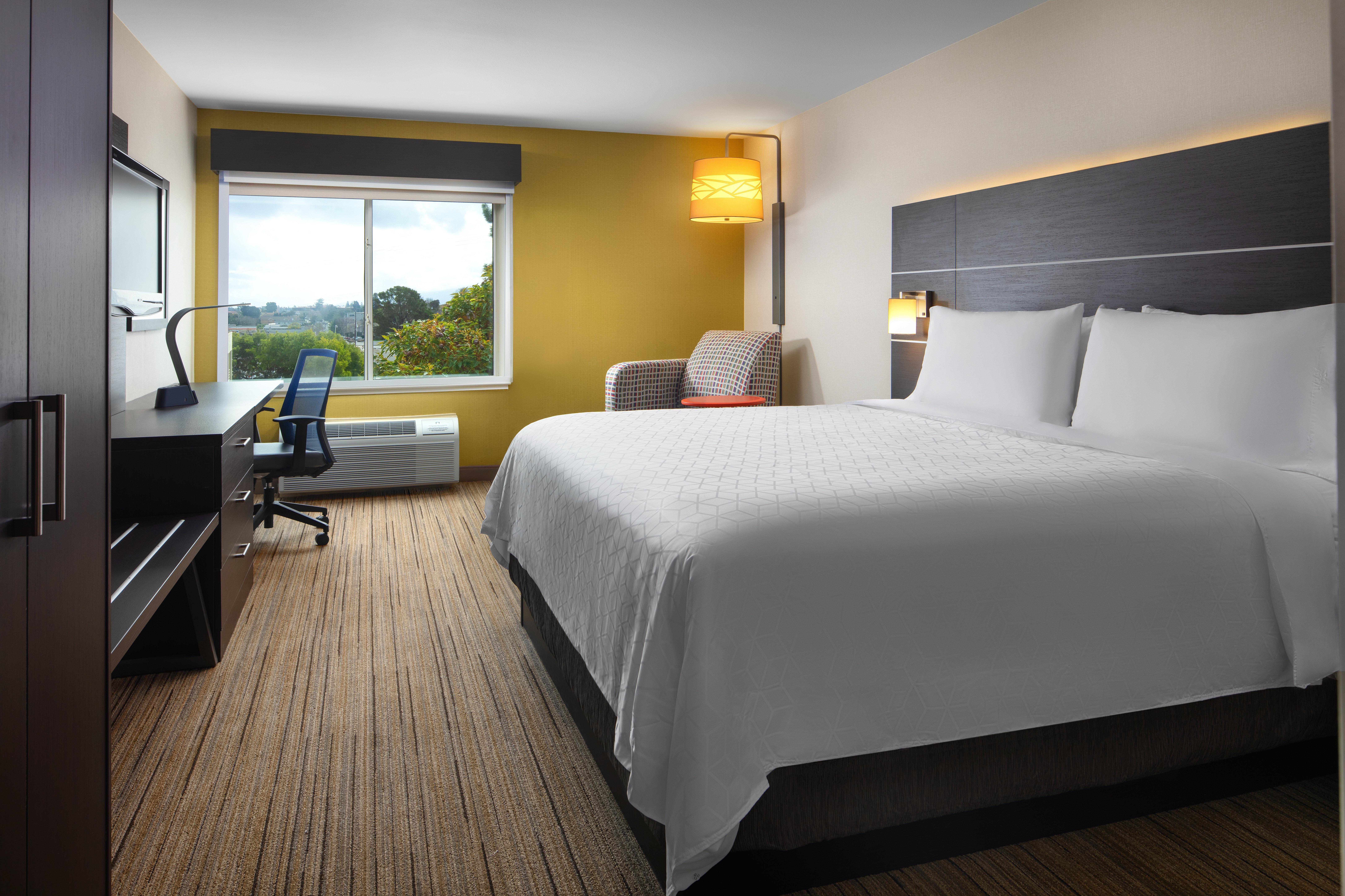 Holiday Inn Express Hotel & Suites Belmont By Ihg Exteriér fotografie