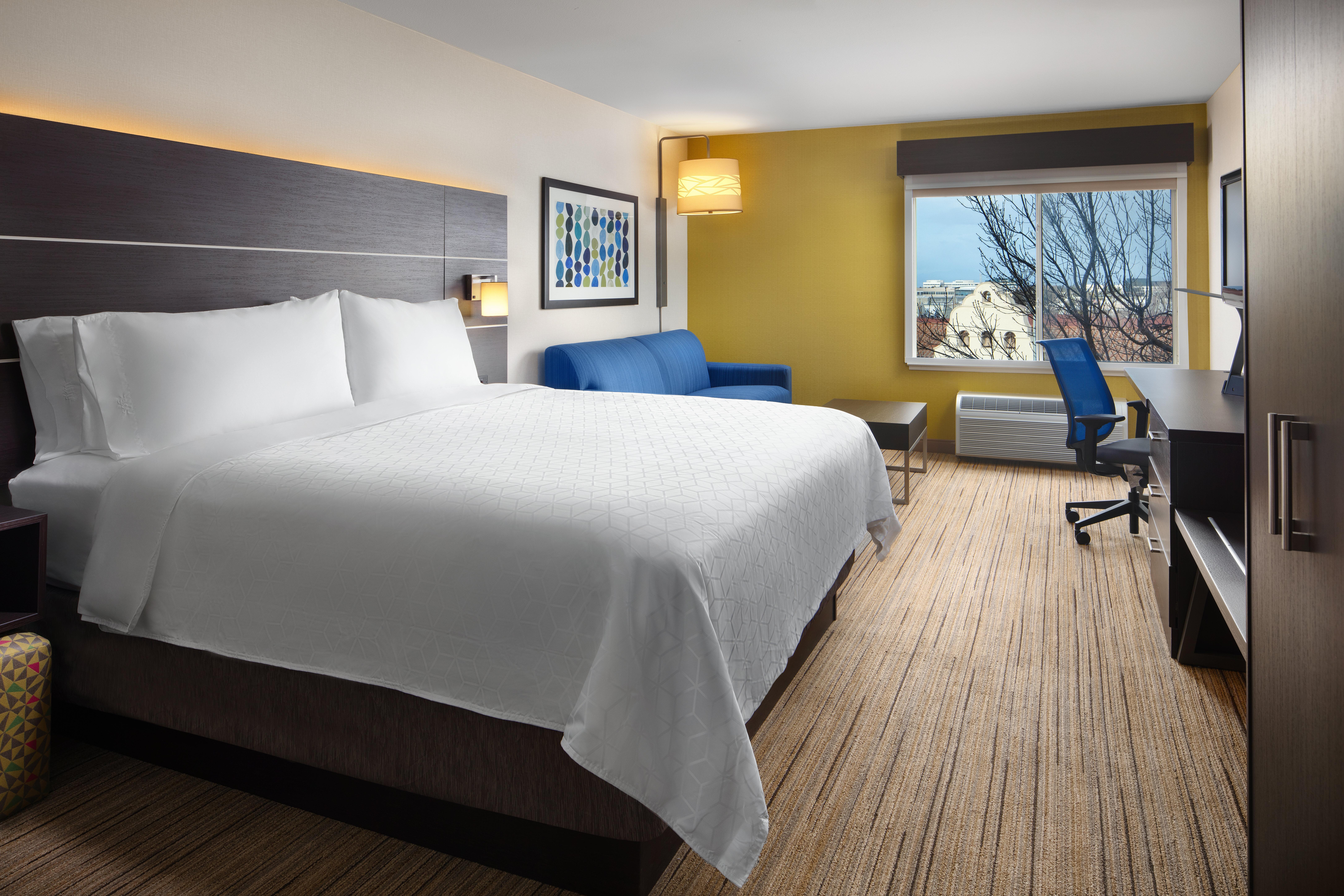 Holiday Inn Express Hotel & Suites Belmont By Ihg Exteriér fotografie